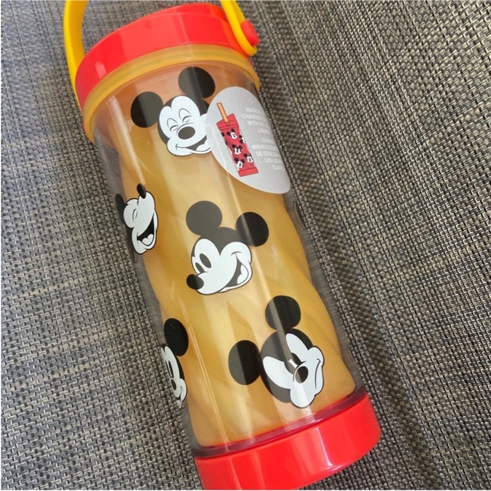 Disney‎ Mickey Mouse Tumbler Cup Color Changing Flip Top And Straw - Picture 4 of 4